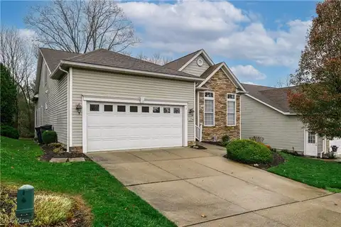 2334 Heron Crest Drive, Cuyahoga Falls, OH 44223