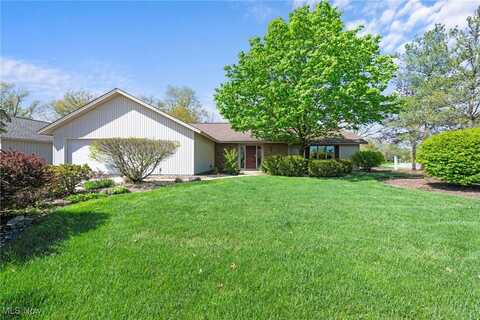 8855 Gatewood Drive, North Ridgeville, OH 44039