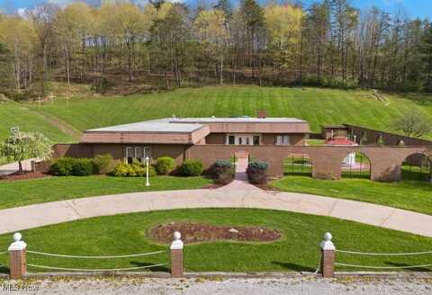 6148 Parkersburg Road, Ravenswood, WV 25275