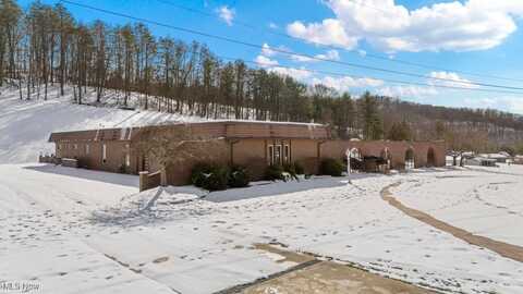 6148 Parkersburg Road, Ravenswood, WV 25275