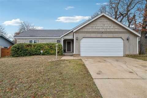 2415 W Oklahoma Street, Tulsa, OK 74127