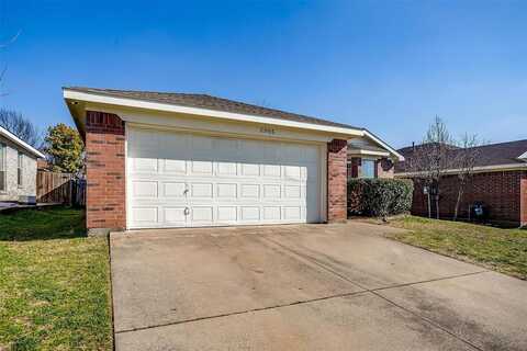 2505 Nogales Drive, Fort Worth, TX 76108