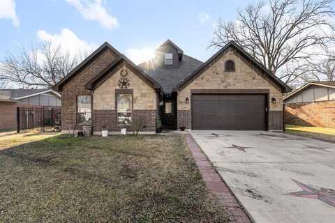 717 Heathcliff Drive, Everman, TX 76140