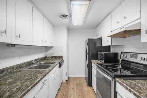 504 E Avenue J, Grand Prairie, TX 75050