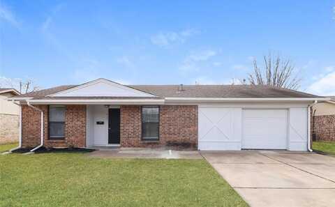 437 Nathan Street, Burleson, TX 76028