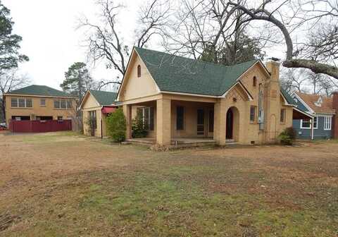 725 S DAVIS Street, Sulphur Springs, TX 75482