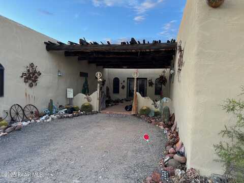 13095 S Highland Road, Wikieup, AZ 85360