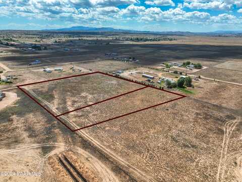 845 W Ranch House Road, Paulden, AZ 86334