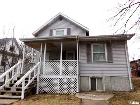 1124 GAINES Street, Davenport, IA 52804