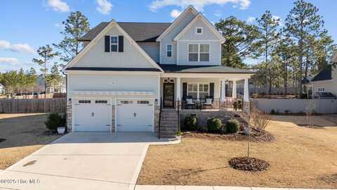 861 Winston Pines Drive, Aberdeen, NC 28315