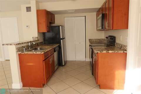 3954 NW 87th Ave, Sunrise, FL 33351