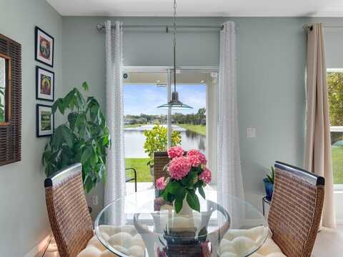 5317 Oakland Lake Circle, Fort Pierce, FL 34951