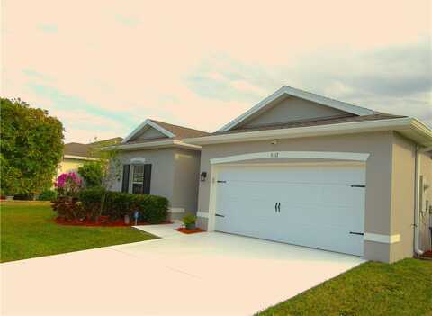 5317 Oakland Lake Circle, Fort Pierce, FL 34951