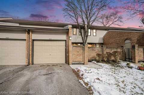 1062 WILLOW GROVE Court, Rochester Hills, MI 48307