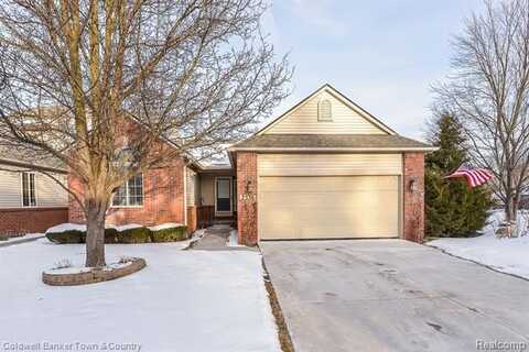 2536 Woodcliff Trail, Hartland, MI 48353