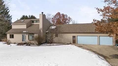 12130 RAELYN HILLS Drive, Perry, MI 48872