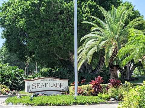 2045 GULF OF MEXICO, LONGBOAT KEY, FL 34228