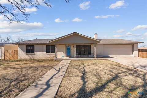 702 Meadowlark Street, Hamilton, TX 76531