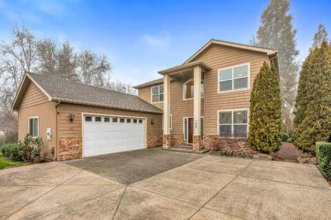 132 SW Mini Lane, Grants Pass, OR 97527