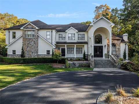 18 Lebaron Court, Cranston, RI 02920