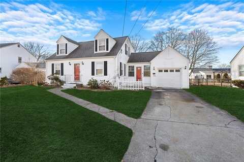 42 Knowles Drive, Warwick, RI 02888