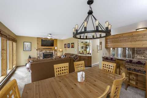 11 Mammoth Mountain Rd, Angel Fire, NM 87710