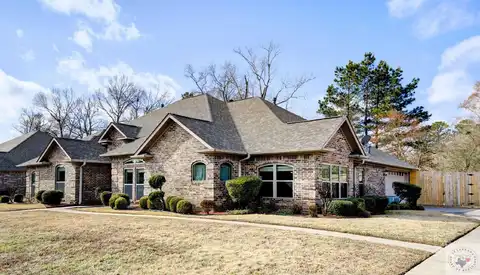 6601 Country Hills Dr., Texarkana, AR 71854