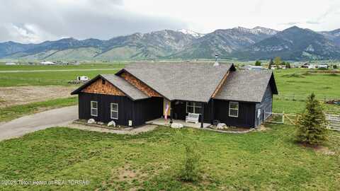 45 LITTLE GREYS LOOP, Etna, WY 83118