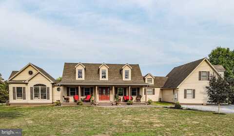 6861 PLEASANTVIEW DRIVE, THOMASVILLE, PA 17364