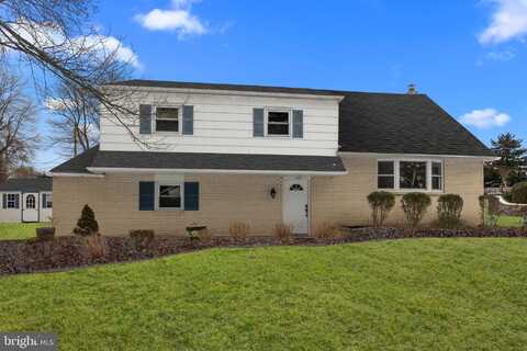 156 N QUEEN ANNE DRIVE, FAIRLESS HILLS, PA 19030