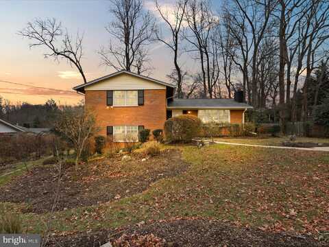 6815 MAPLECREST DRIVE, ANNANDALE, VA 22003