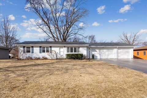 3305 Tucson Drive, Cedar Falls, IA 50613