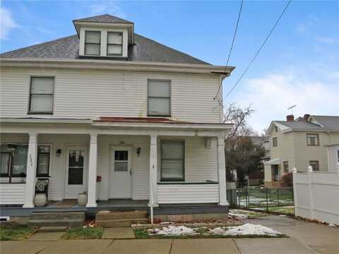 123 N 8th St, Jeannette, PA 15644