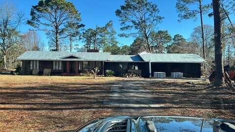 29 Cypress Dr, Baxley, GA 31513