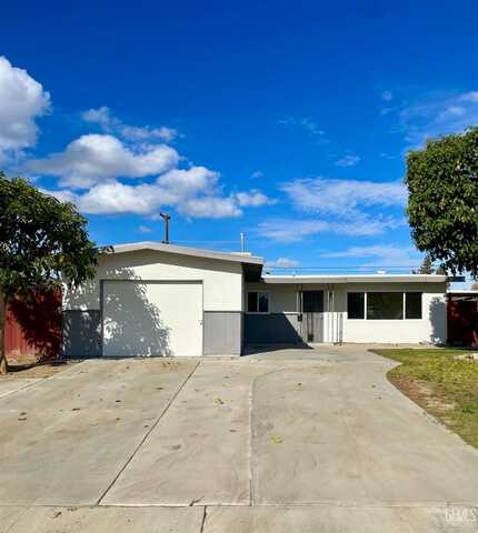 2318 Sycamore Street, Wasco, CA 93280