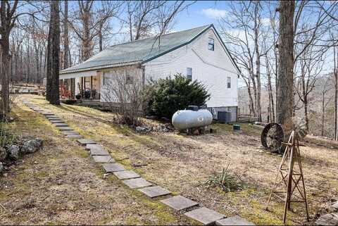 234 Seagrave Circle, Hardy, AR 72542