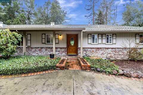 3477 St Marys Rd, Lafayette, CA 94549