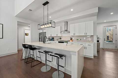 1078 Bryden Road, Columbus, OH 43205