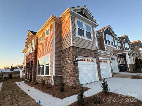 9020 Northfield Crossing Drive, Charlotte, NC 28269