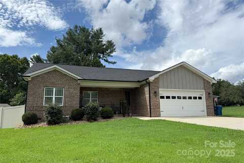 5324 Stonewood Drive, Hickory, NC 28602