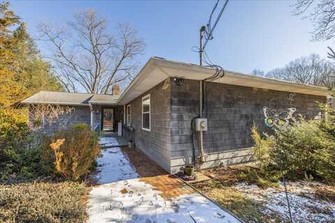 27 Newgate Road, Oxford, CT 06478