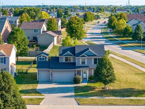 10532 Stonebridge Drive, Johnston, IA 50131