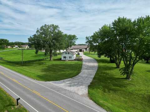 7820 SE Vandalia Drive, Runnells, IA 50237