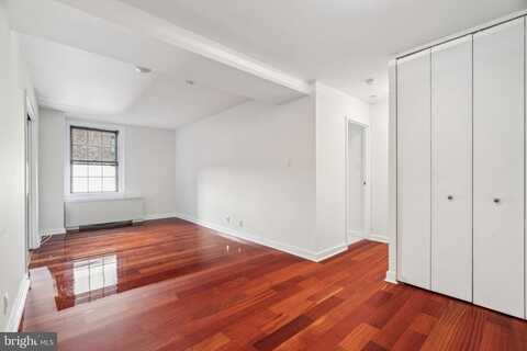 219 S 18TH STREET, PHILADELPHIA, PA 19103
