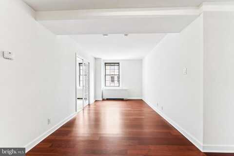 219 S 18TH STREET, PHILADELPHIA, PA 19103