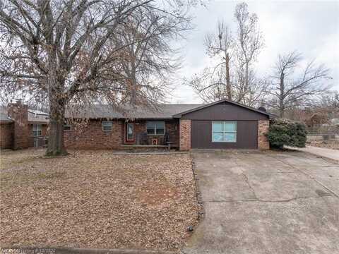 313 Roberts Loop, Roland, OK 74954