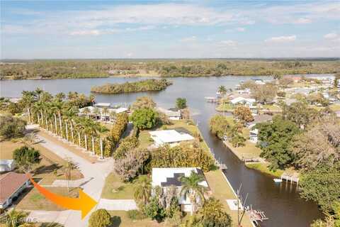 2220 Violet Drive, Fort Myers, FL 33905