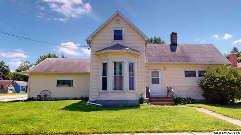 217 1st St SE, NORA SPRINGS, IA 50458