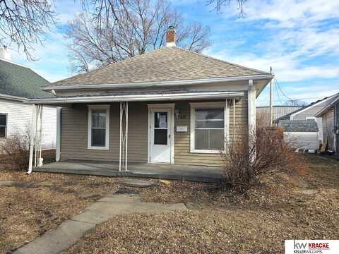 420 S 5th Street, Beatrice, NE 68310