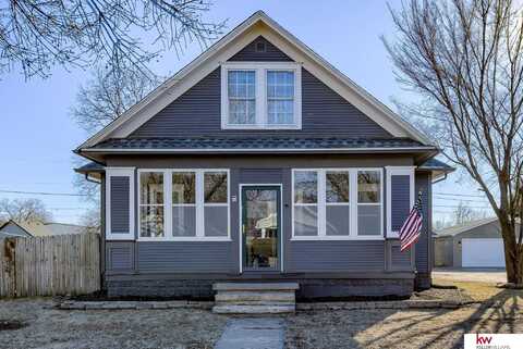 915 W Military Avenue, Fremont, NE 68025